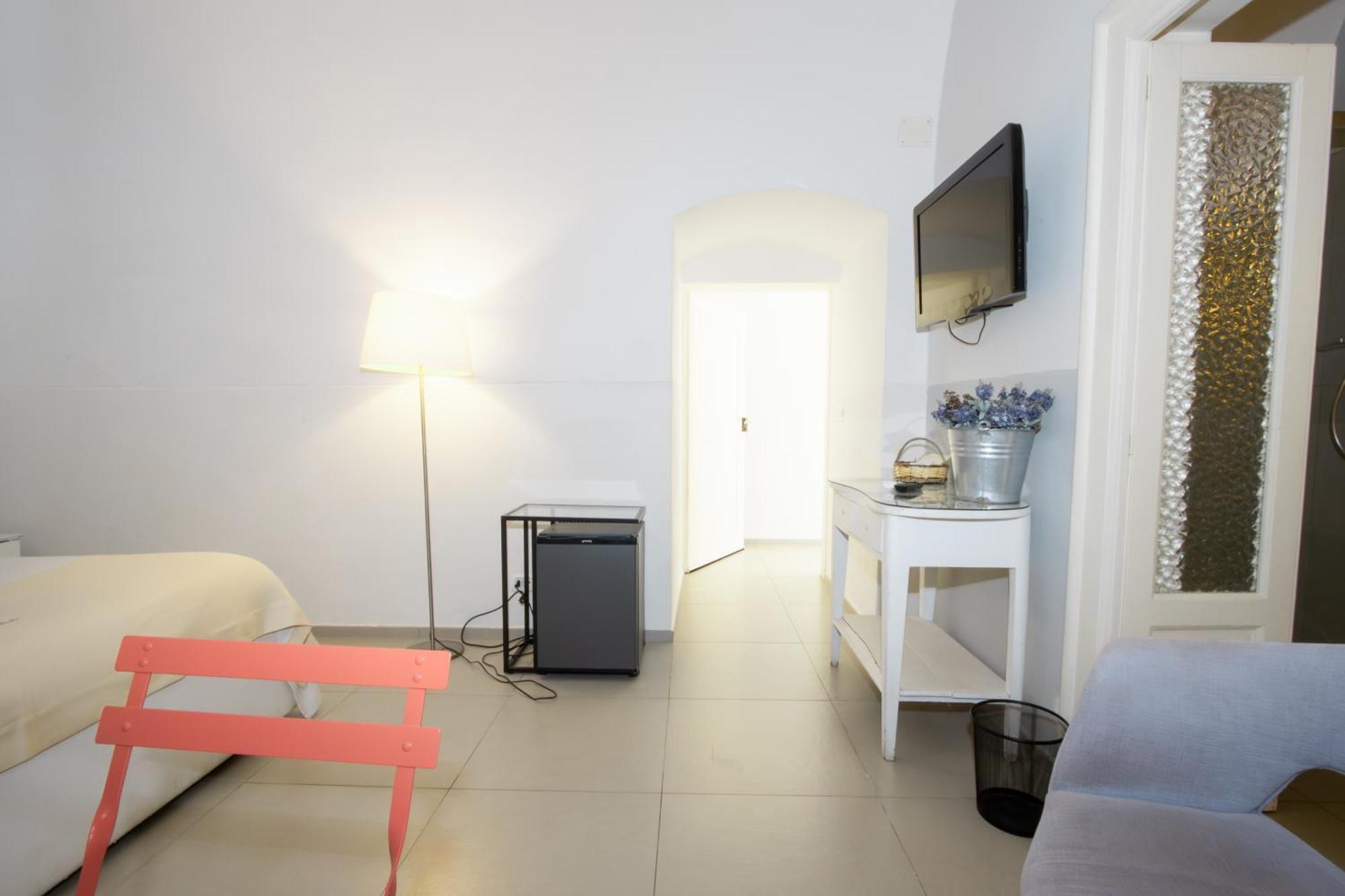 Le Tre Sorelle Bari Bagian luar foto