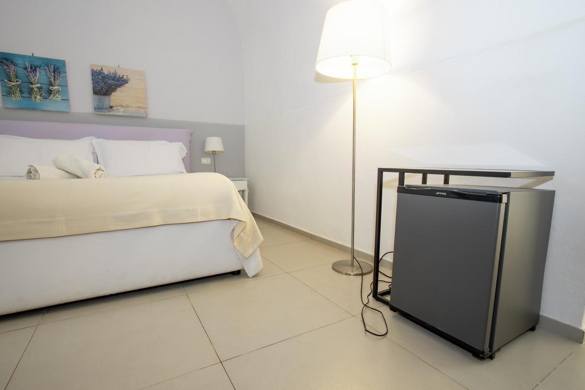 Le Tre Sorelle Bari Bagian luar foto