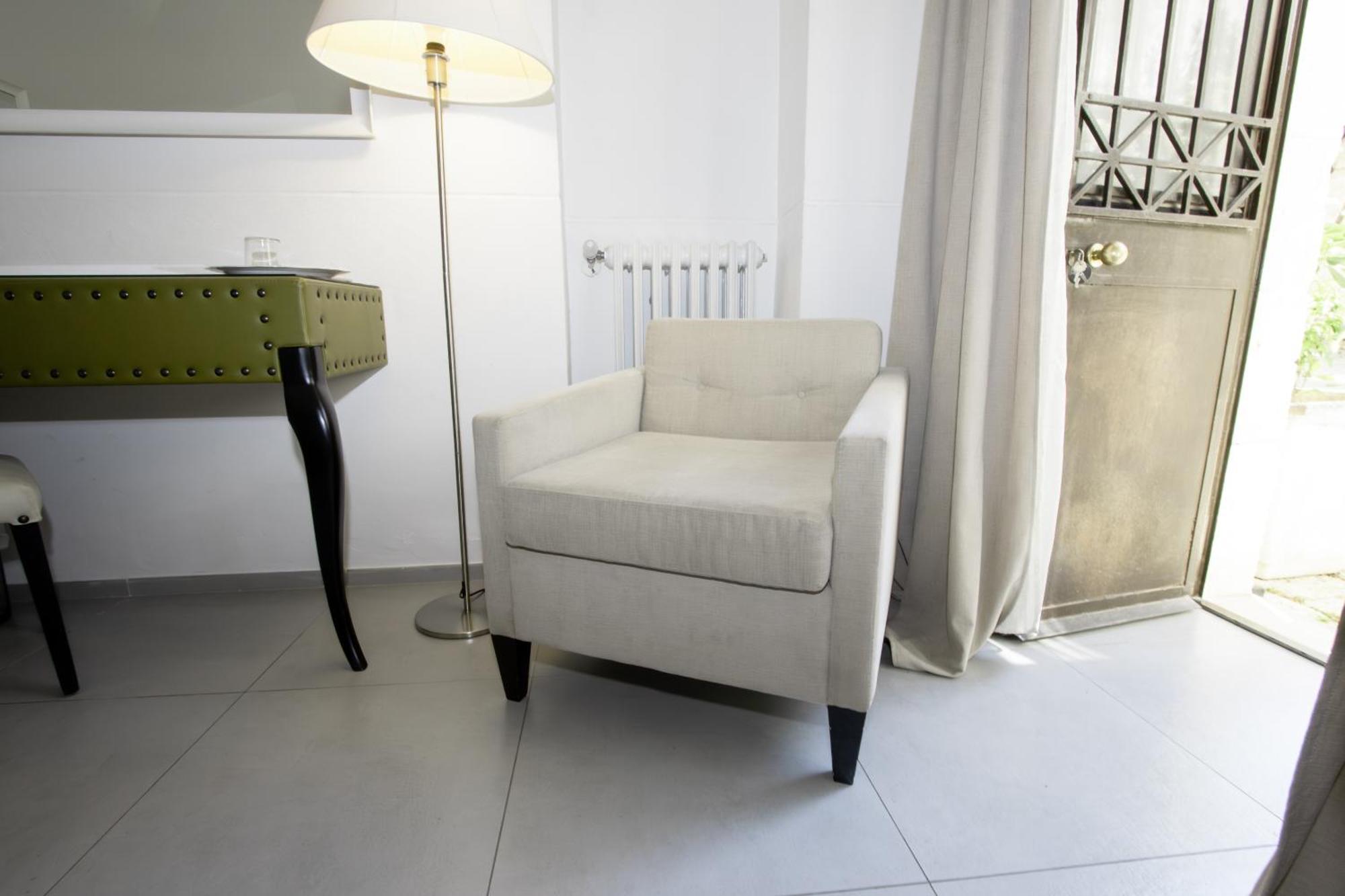 Le Tre Sorelle Bari Bagian luar foto
