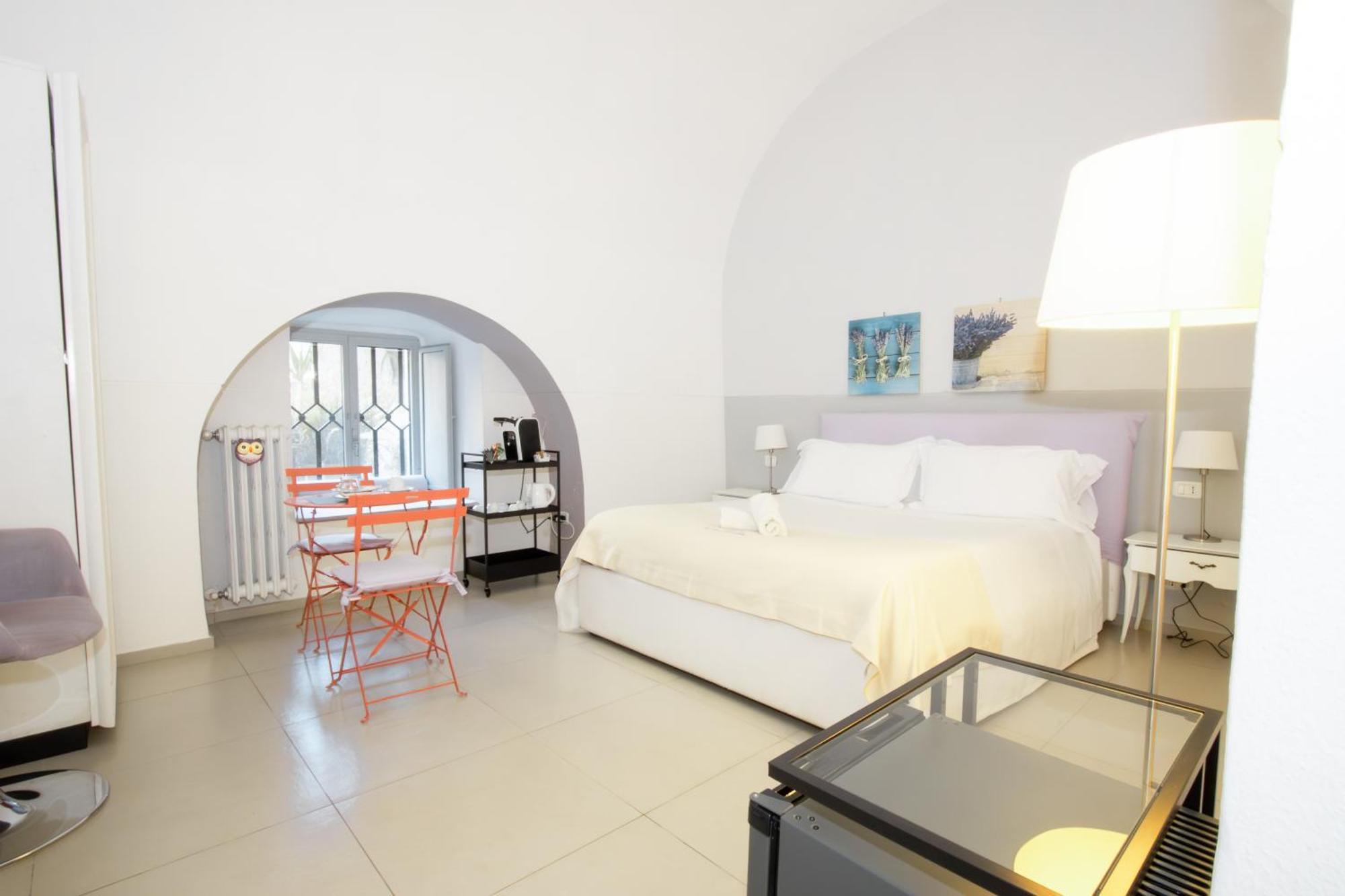 Le Tre Sorelle Bari Bagian luar foto
