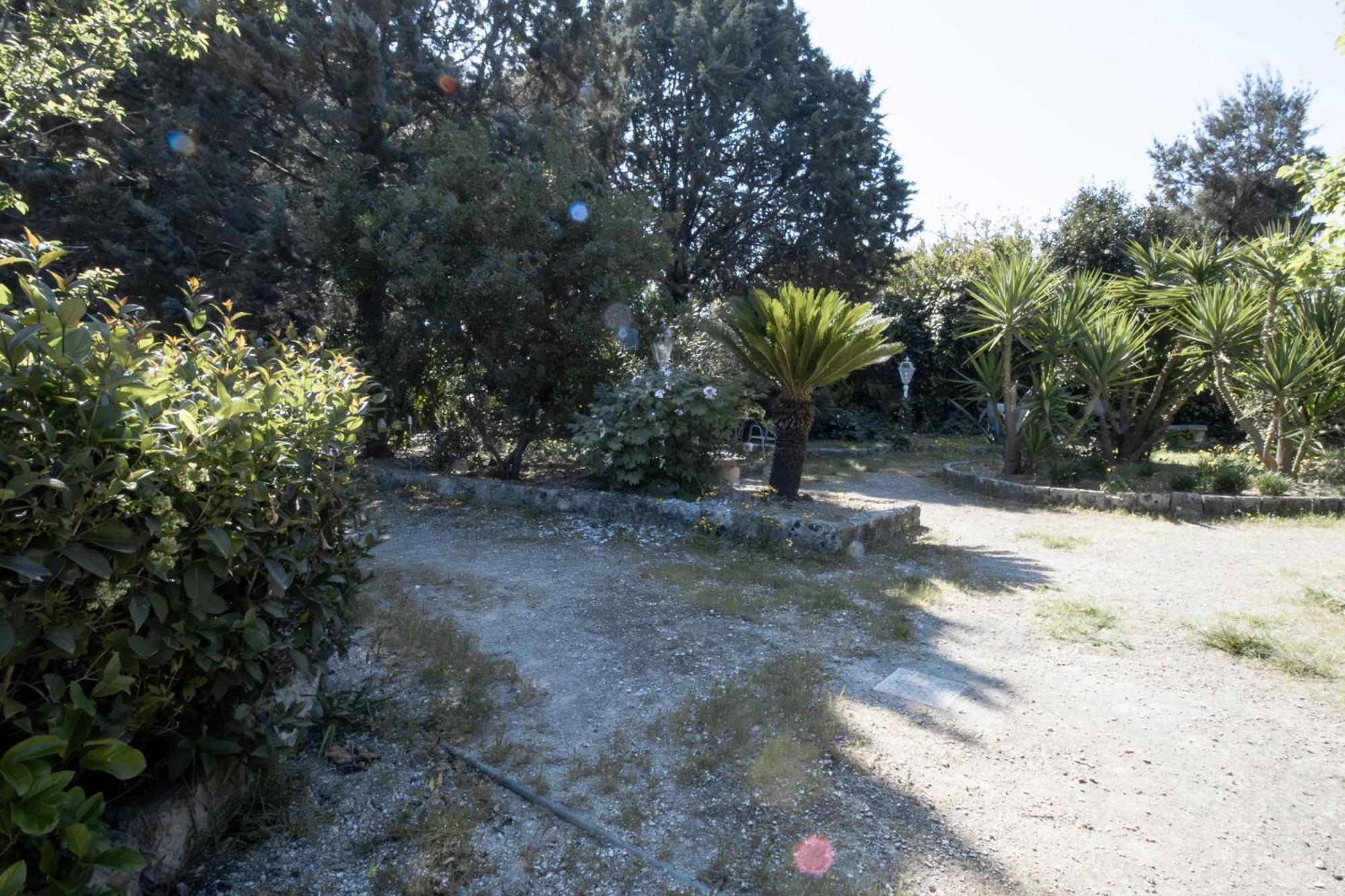 Le Tre Sorelle Bari Bagian luar foto